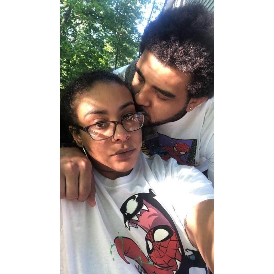 SKIN part duex (must be my go to pose for pictures lol)