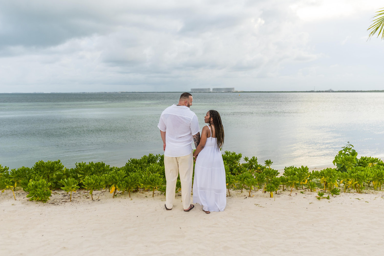 The Wedding Website of Jasmine Jackson and Polo Garza