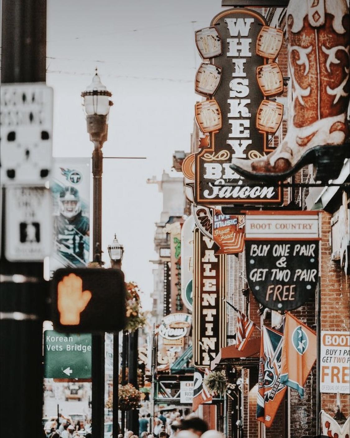 The Wedding Website of Mya Welch and Jake Deemer