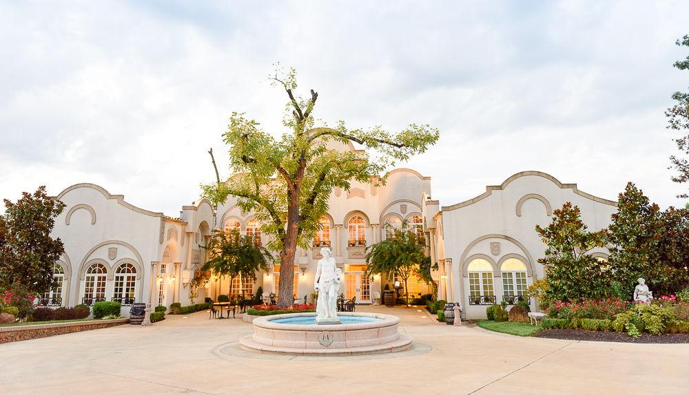 The Wedding Website of Dani Bochert and Bobby Walker III