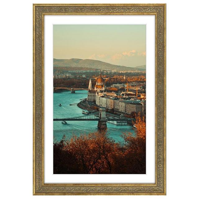 Golden State Art, 13x19 Ornate Finish Photo Frame with White Mat for 11x17 Picture & Real Glass. Color: Distressed Gold
