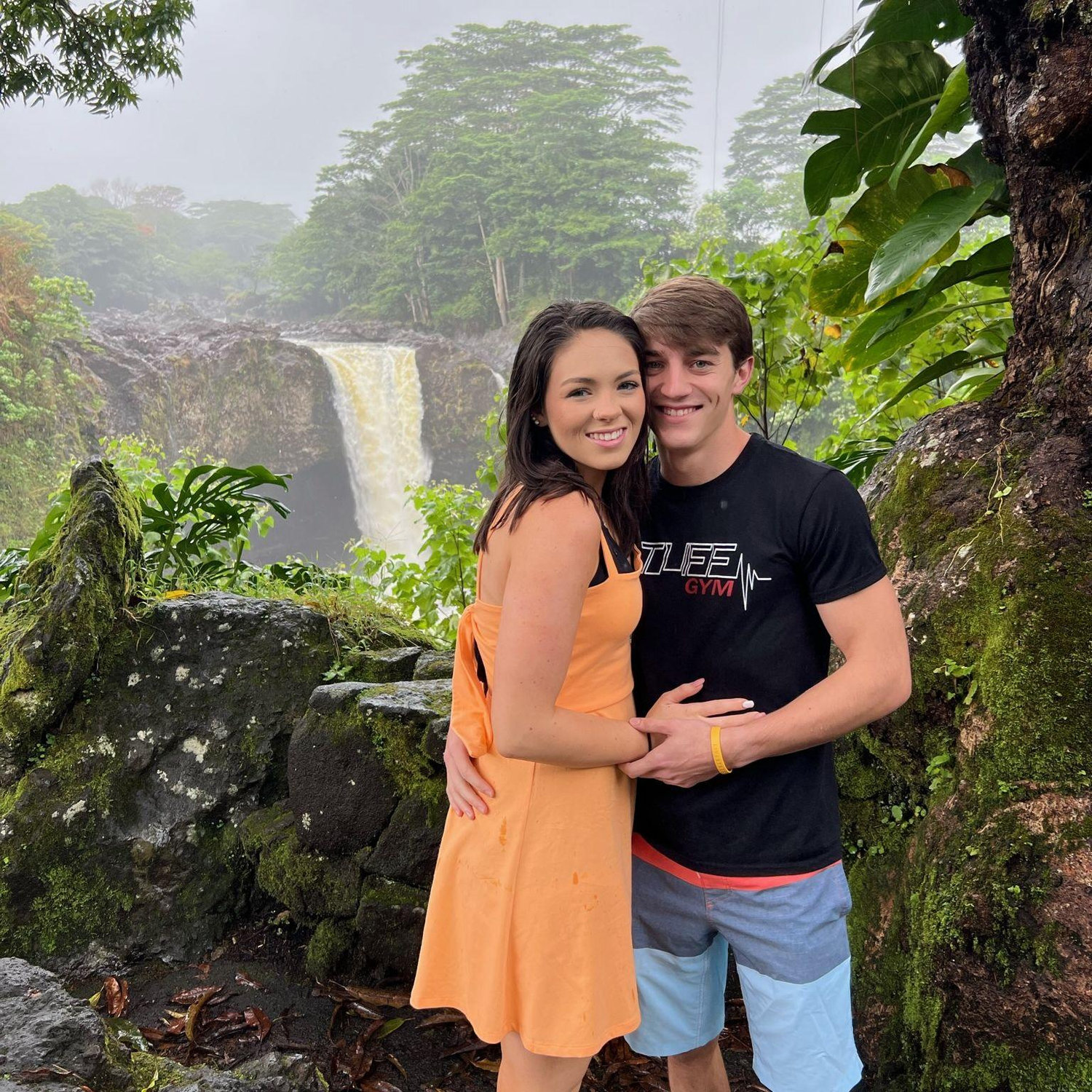 Rainbow Falls, Hawaii 2021!