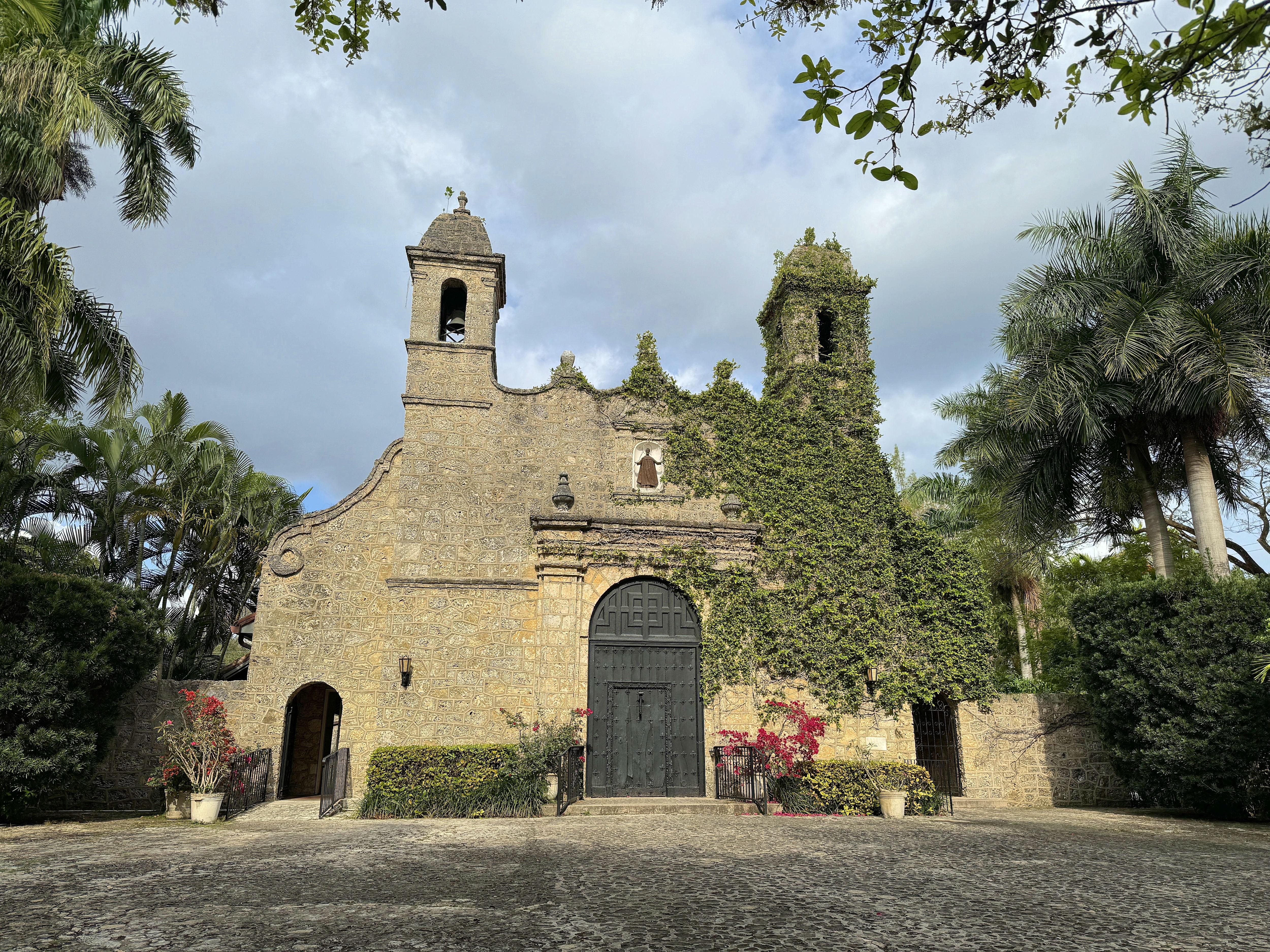 The Wedding Website of Giselle Uztáriz and Arturo Rodríguez