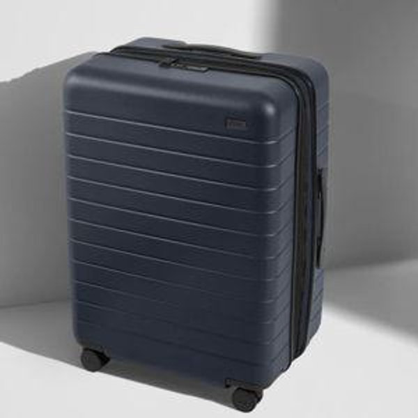 The Medium Flex in Navy Blue