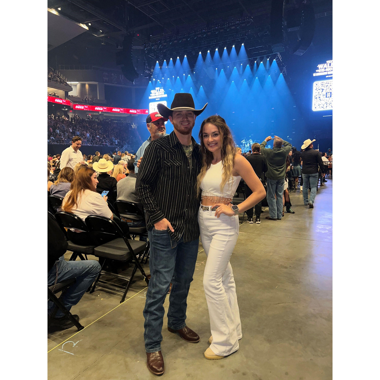 Country concert time