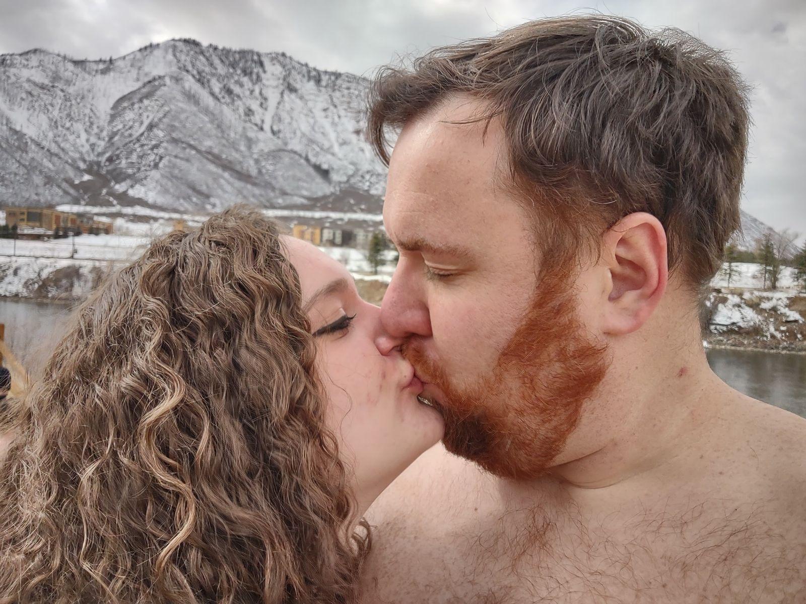 The Wedding Website of Lauren Bergenbush and Jason Schulz