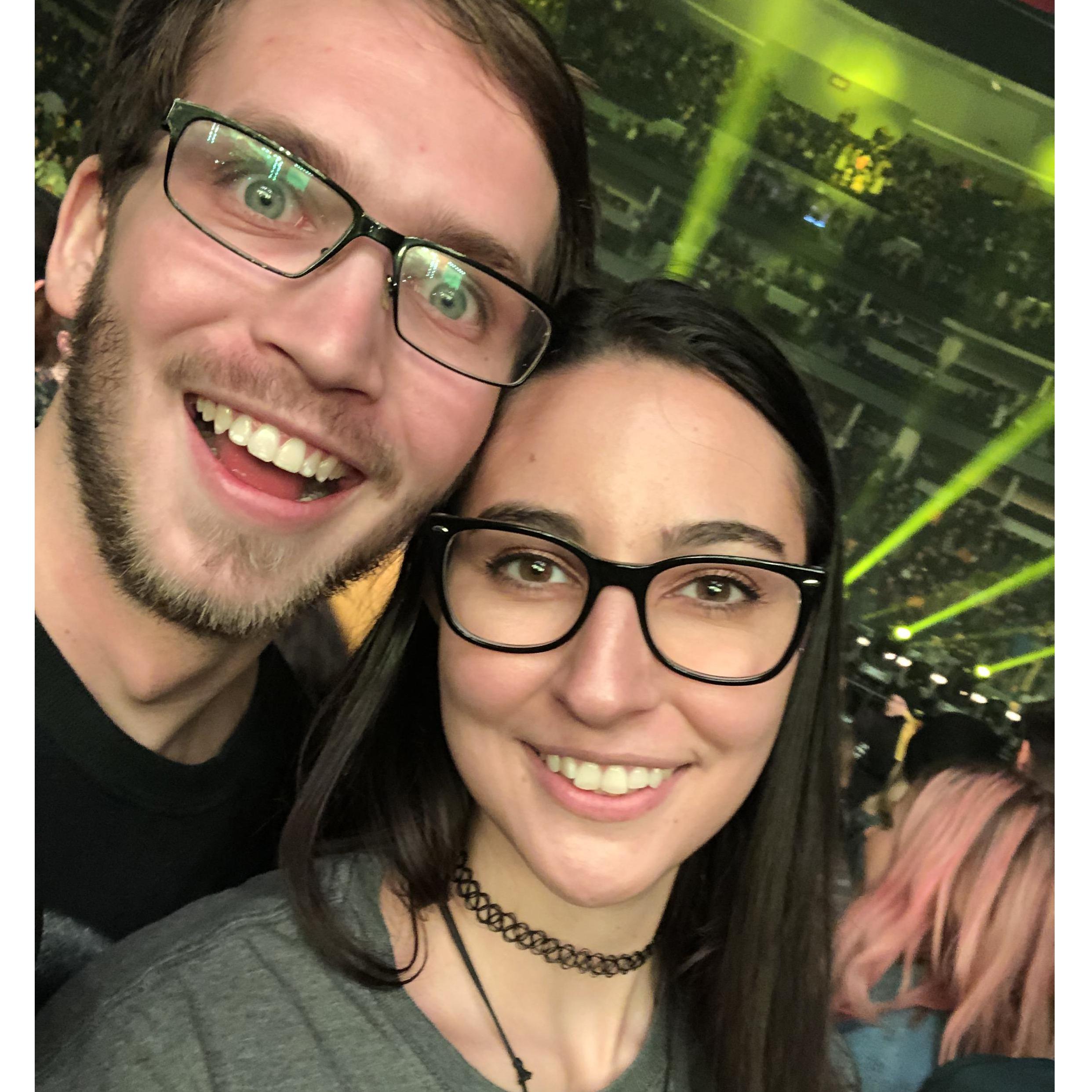 In case you didn't know, Kyle has beautiful eyes.