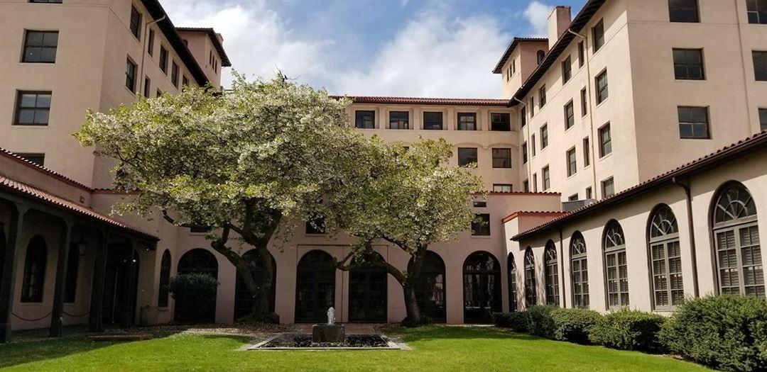 The Wedding Website of Lea Dilling and Chris Merica