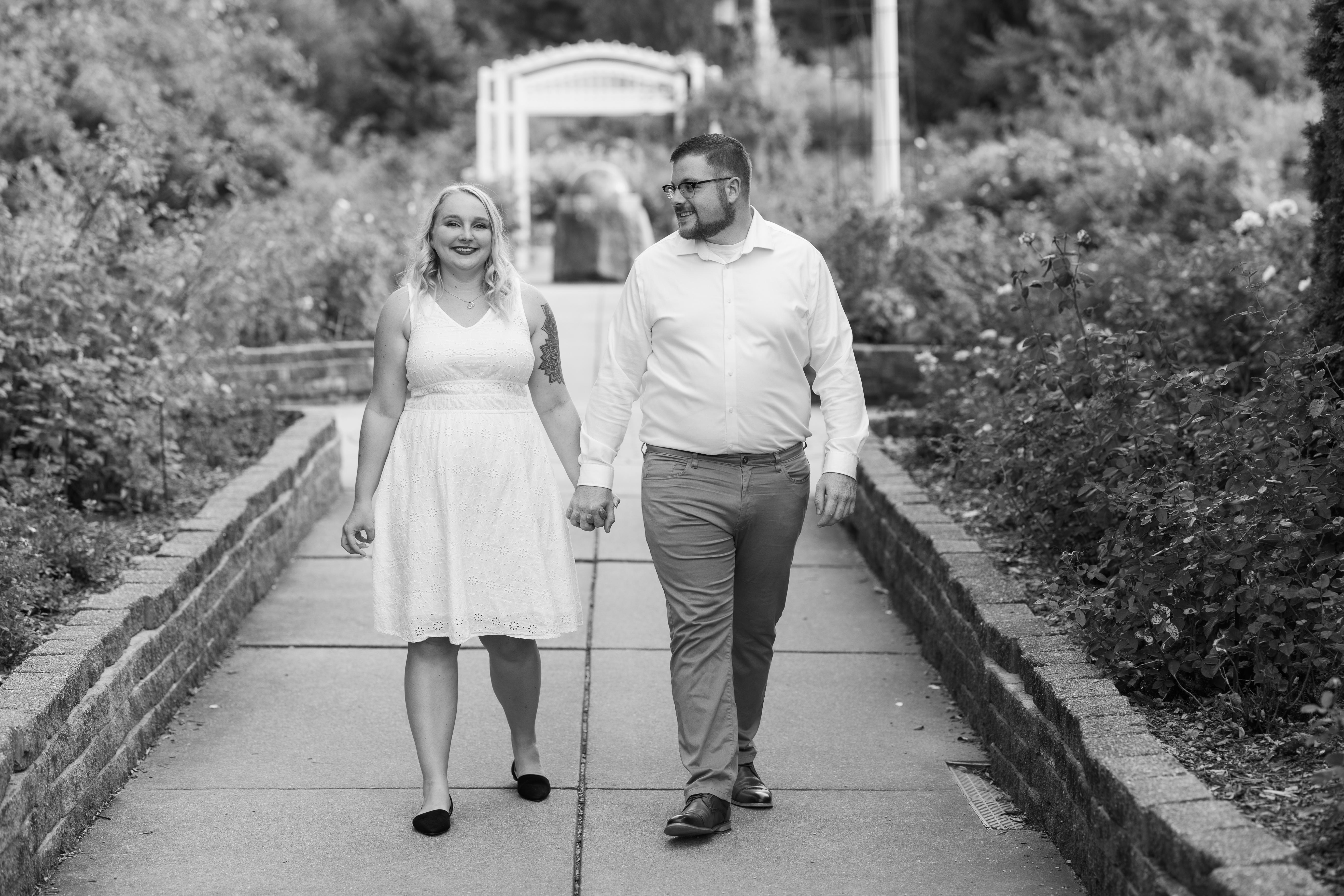 The Wedding Website of Devon Farrell and Robert Shockley