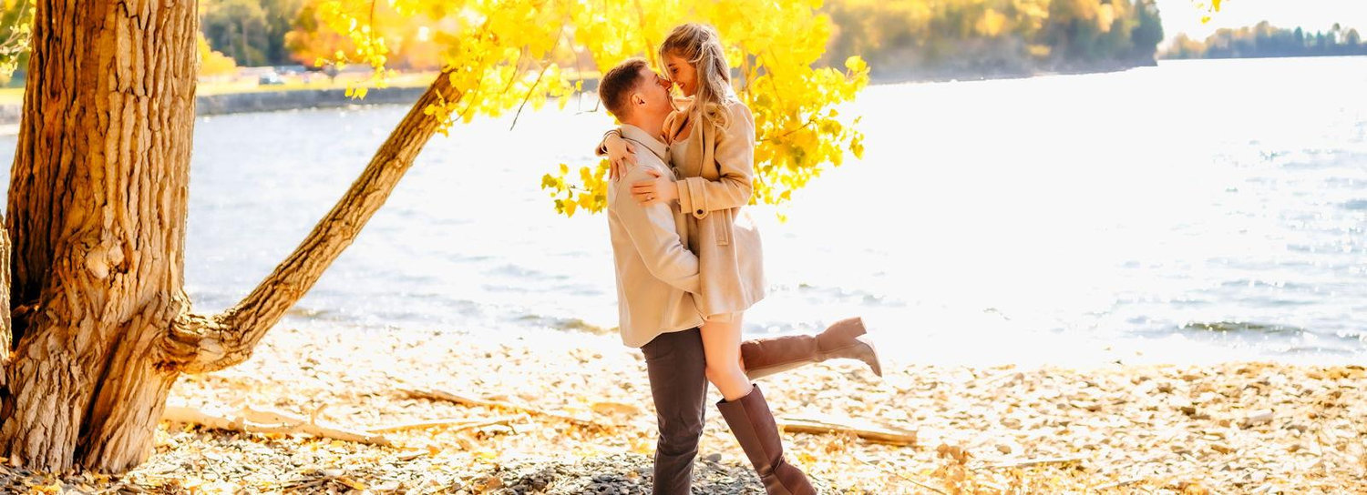 The Wedding Website of Emily Hemsted and Denis Palic