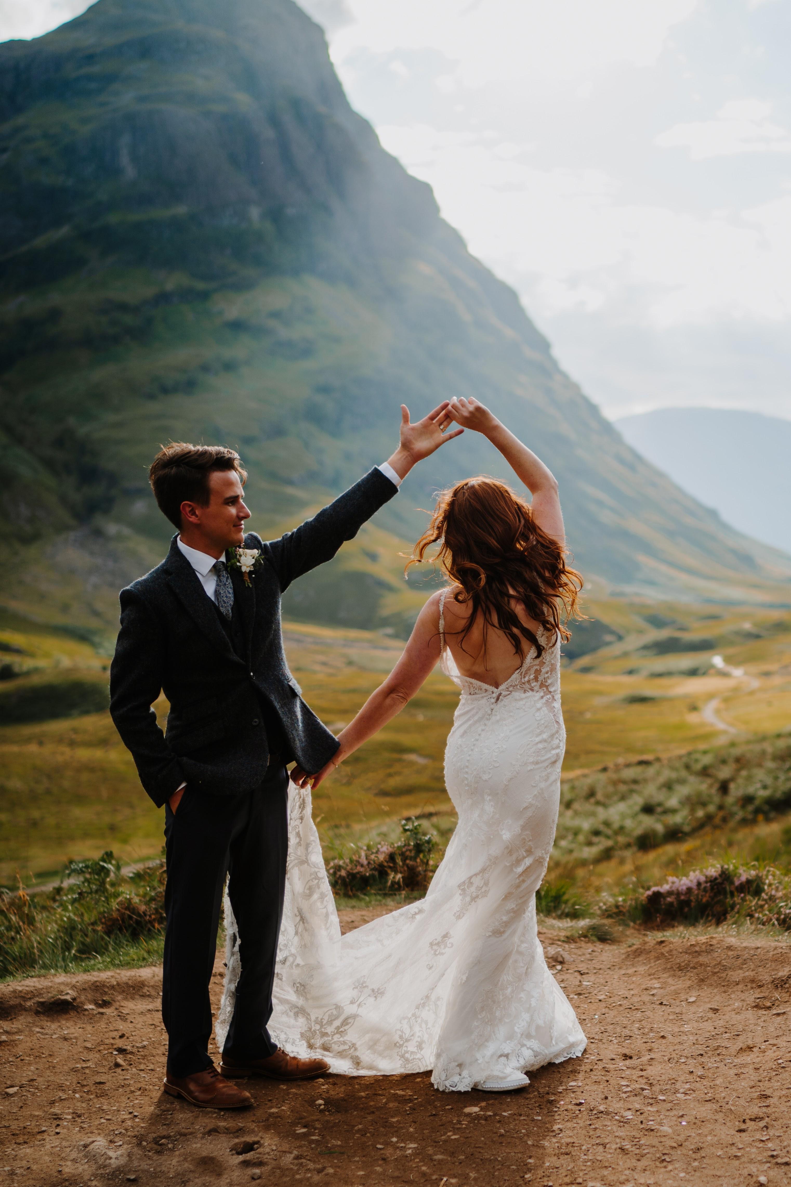 The Wedding Website of Justin Frankmann and Hillary Henderson