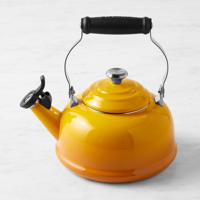 Le Creuset Classic Whistling Tea Kettle, Nectar