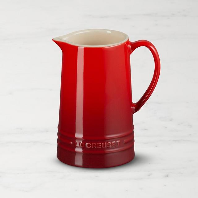 Le Creuset Pitcher, Cerise