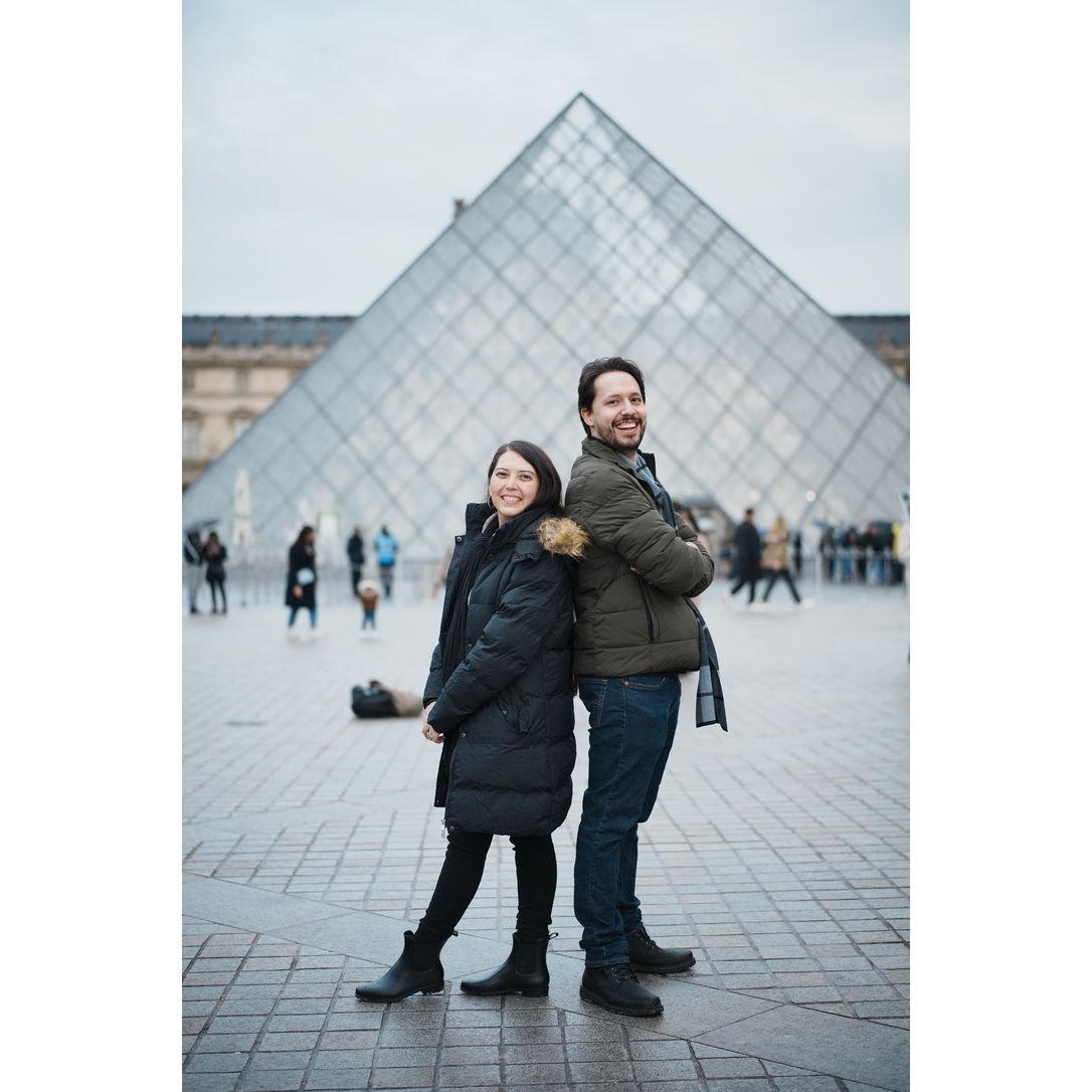 Being cool at the Louvre