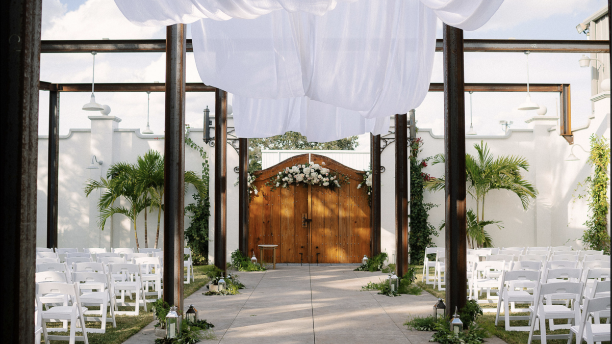 venue-650-wedding-venues-zola