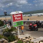 Grotto's Pizza