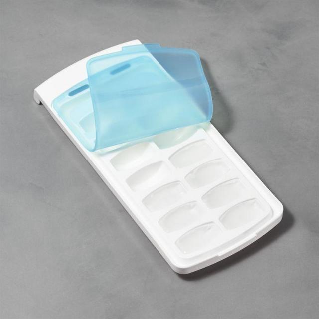 OXO ® No-Spill Ice Cube Tray