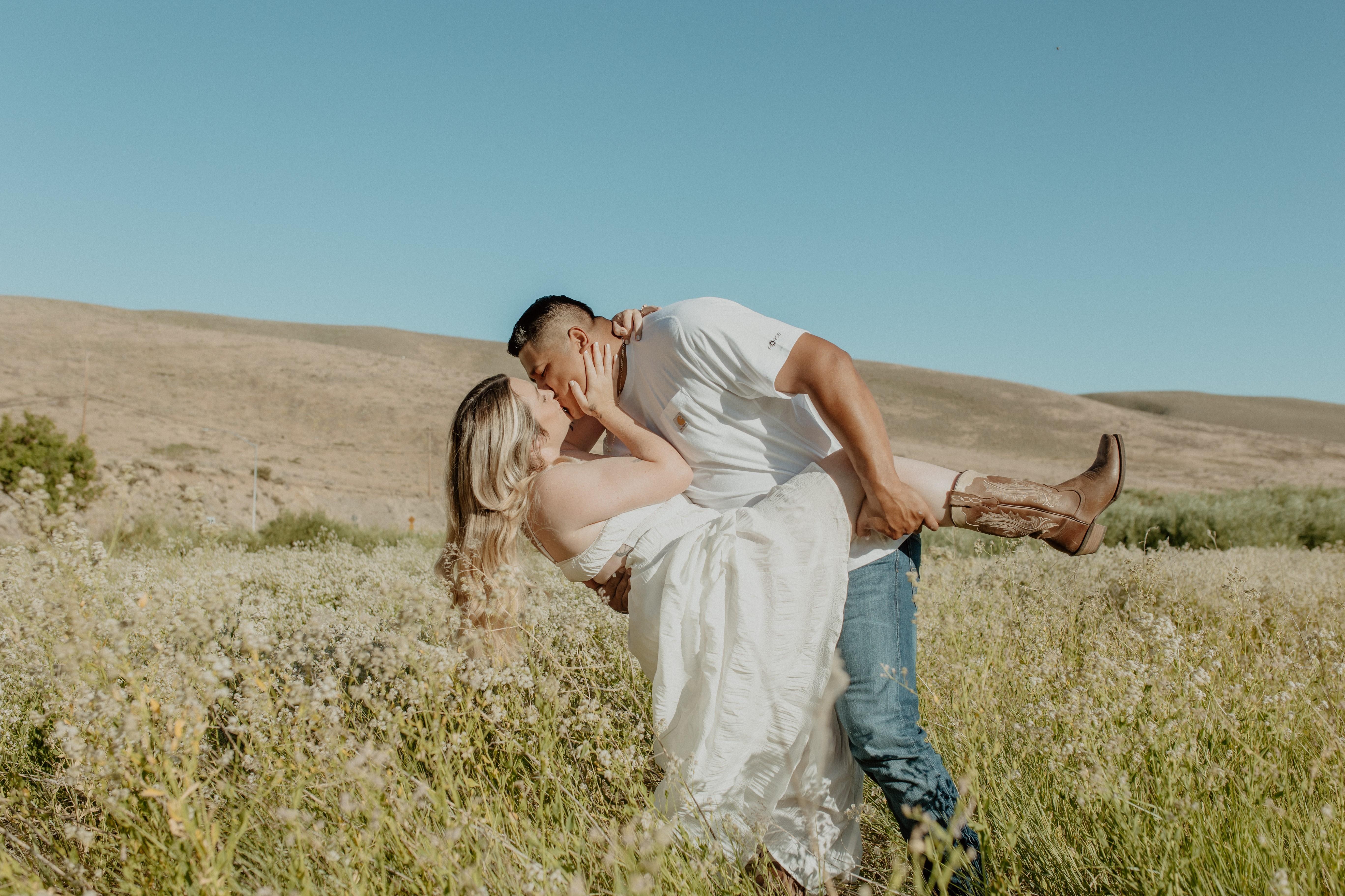 The Wedding Website of Kelsey Ritchey and Mario Rodriguez