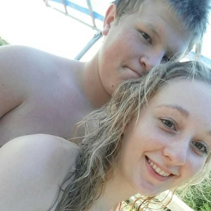 An amazing beach day date