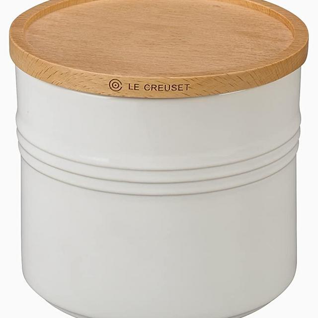 Le Creuset PG1518-1416 Stoneware Canister with Wood Lid, 1 1/2 quart, White
