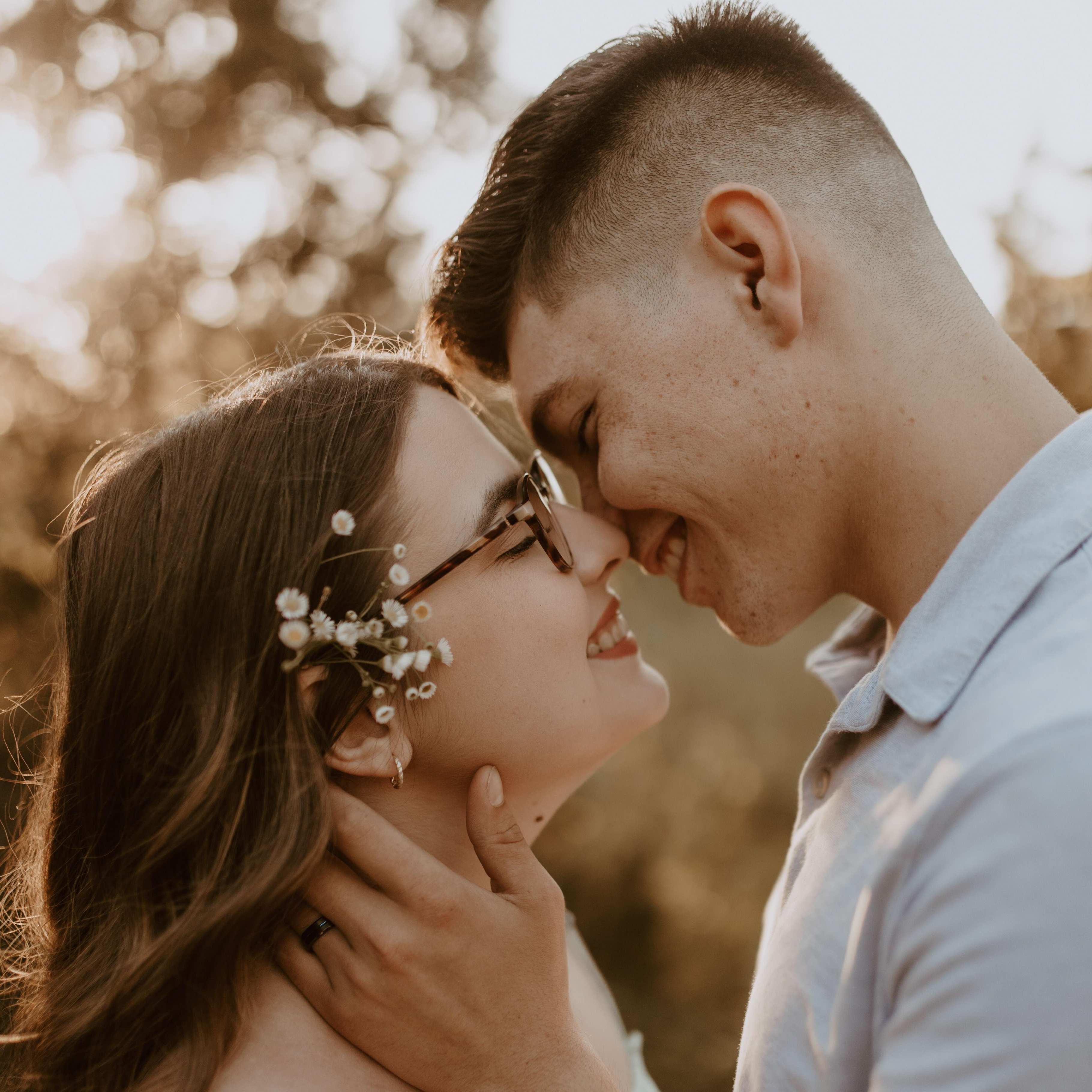 June 2022. The couple got their second round of engagement photos done with their photographer!
