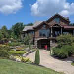 Laurentia Vineyard & Winery