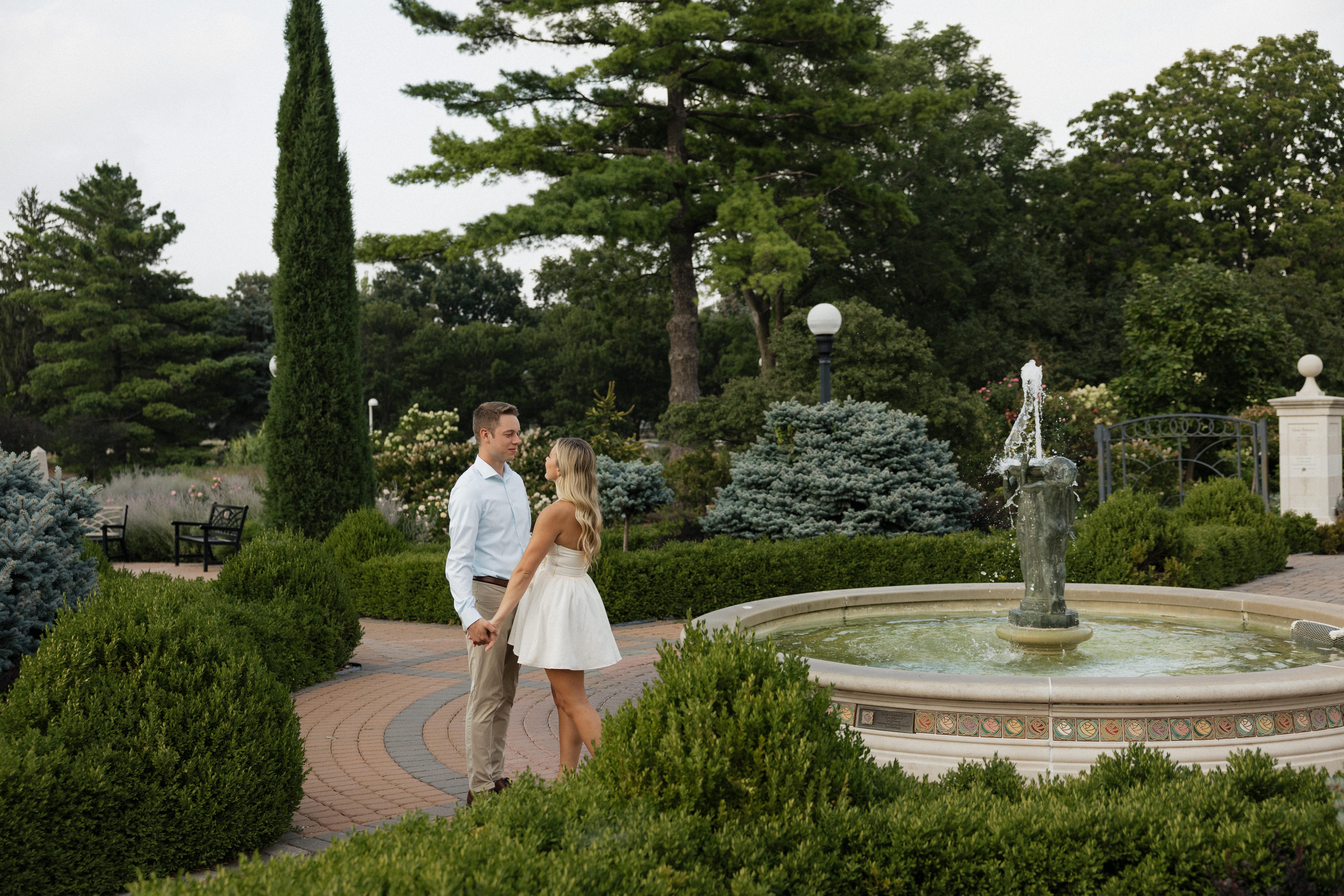 The Wedding Website of Lauren Larson and Derek Wright