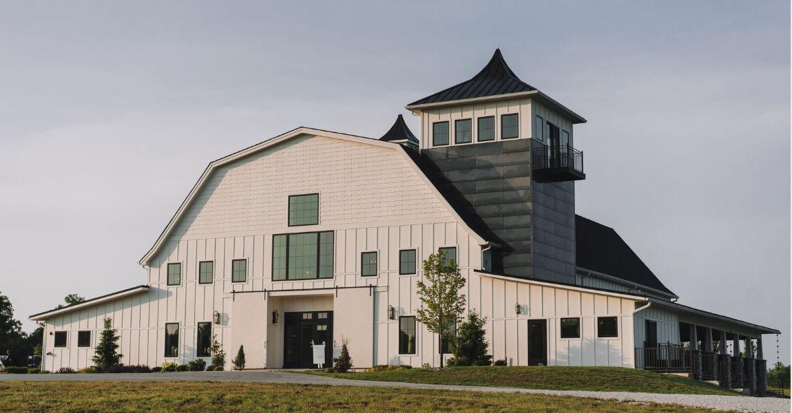 The Wedding Website of Lindsey Stoneman and Cody Phippen