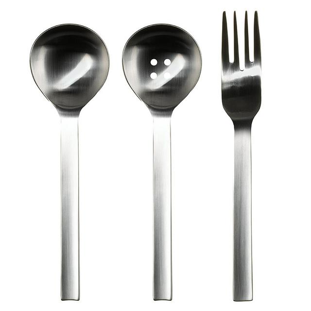 3 serving pieces