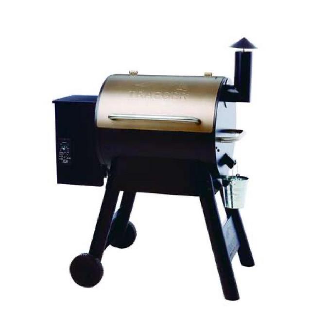 Traeger Pro Series 22 Wood Pellet Grill Bronze