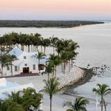Isla Bella Beach Resort