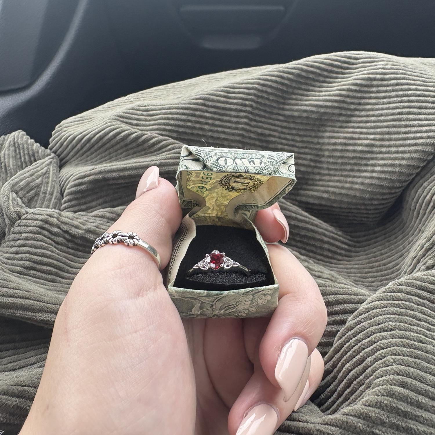 THEEE prettiest ring everrr