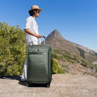 VersaPack+ Large Check-in Expandable Spinner