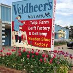 De Klomp Wooden Shoe & Delftware Factory