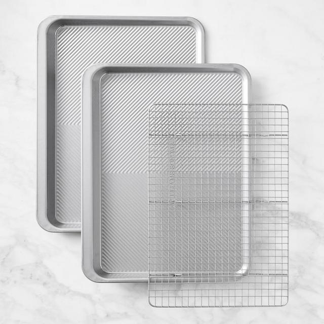 Williams Sonoma Nonstick Cleartouch 3-Piece Cookie Sheet Set