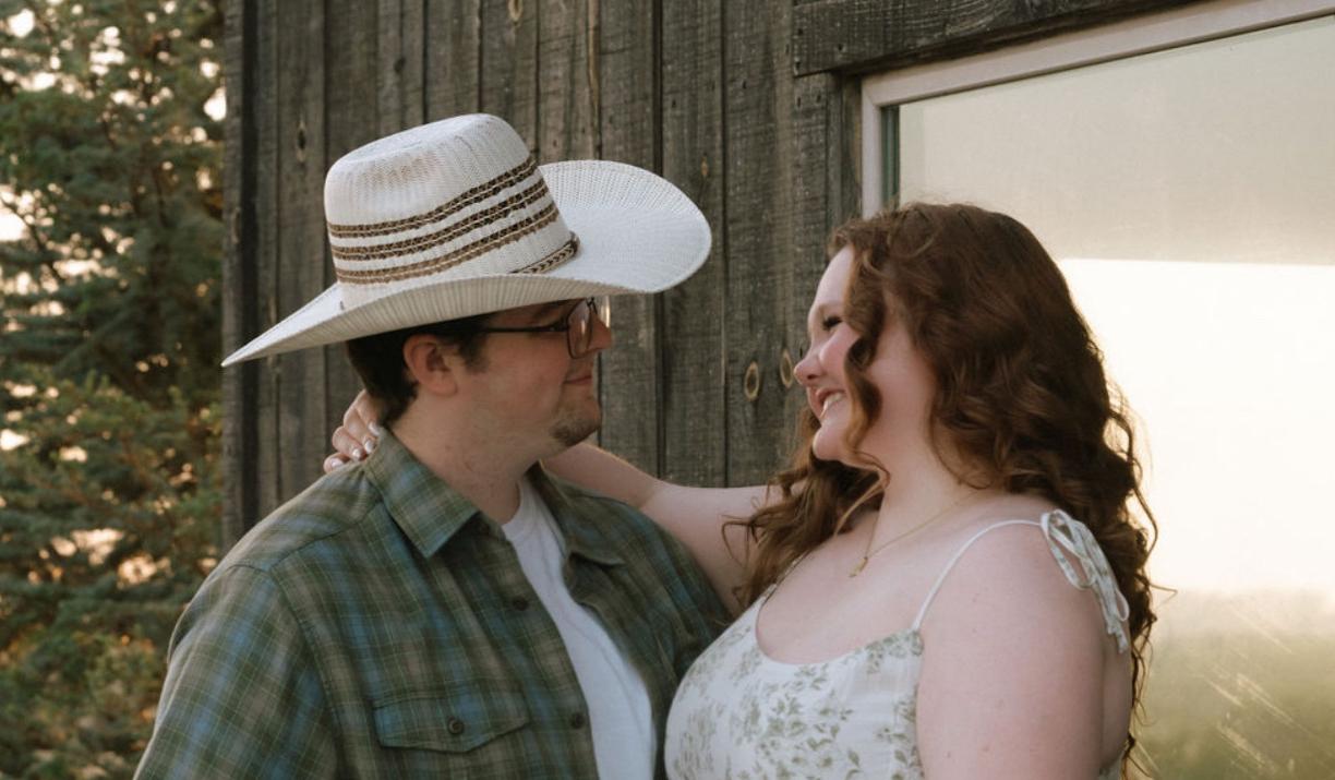 2ef6b07d-a389-46eb-8994-a0bf19ca6a38