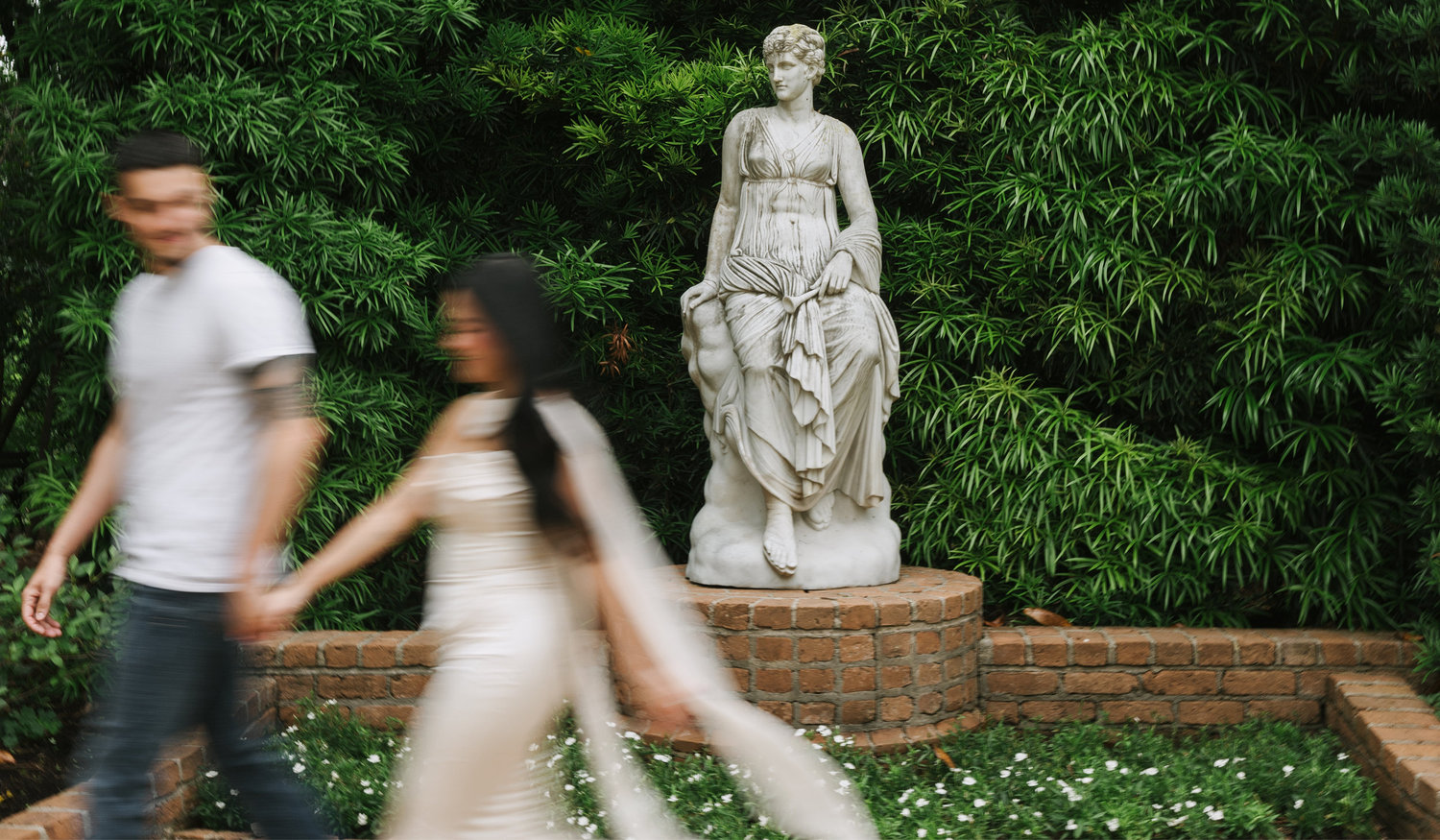 The Wedding Website of Giselle Nguyen and Paul Ferguson