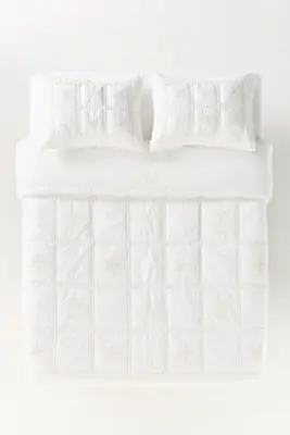 Vienne Cotton Floral Embroidered Quilt