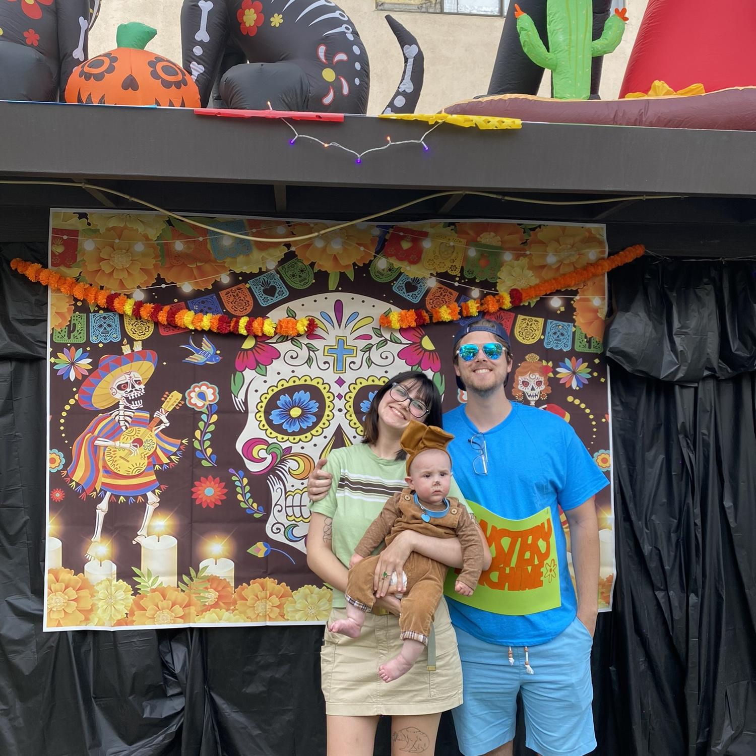 Shagma, Scooby, and the Mystery Machine…an iconic trio