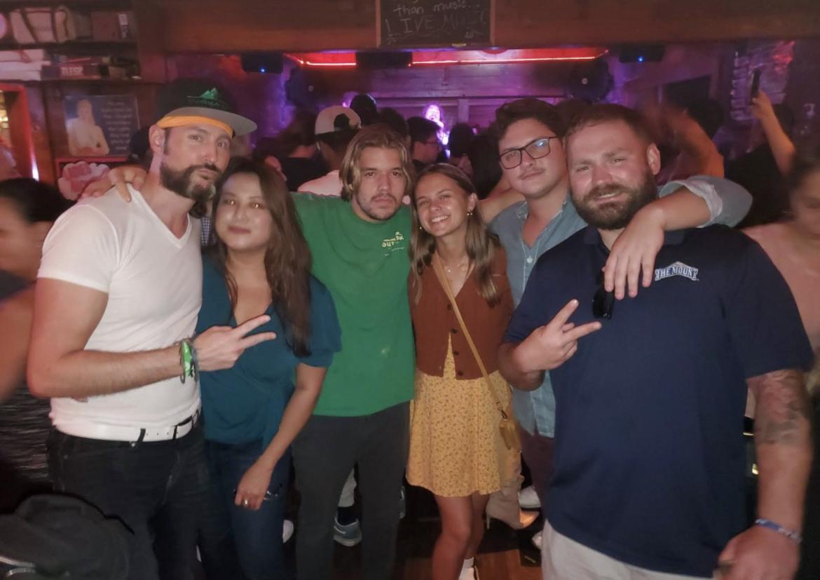 Hanging with Luke’s friends from his MBA program