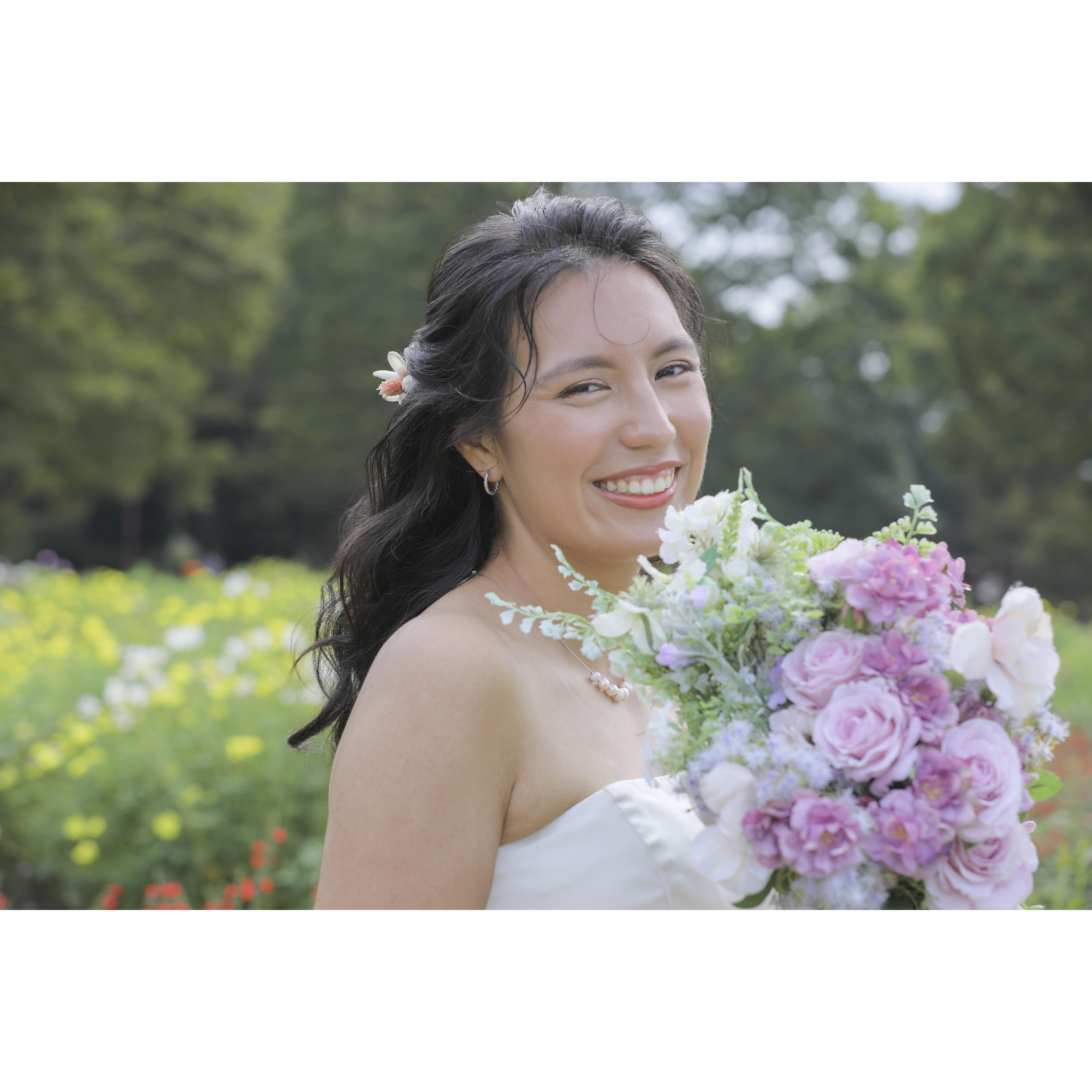 Those flowers are very real, in the background.