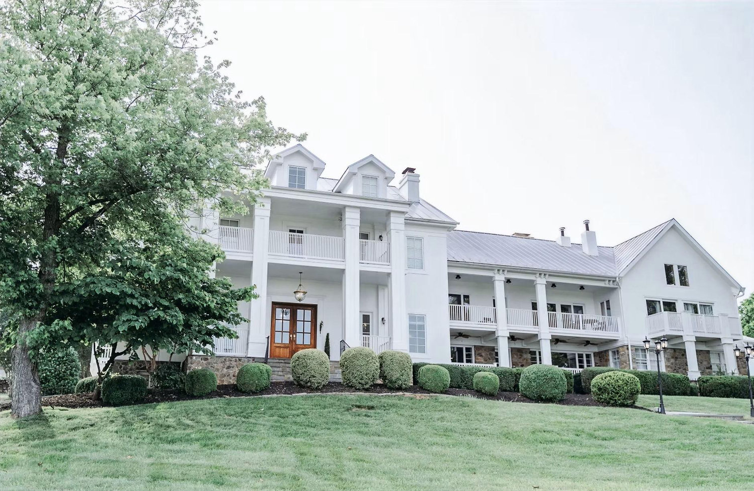 The Wedding Website of Miles Magyar and Hannah Richardson