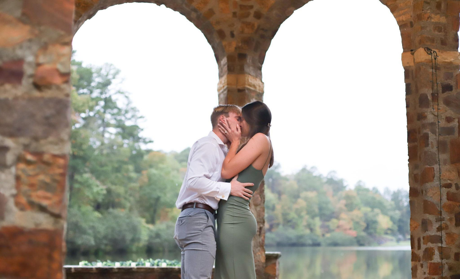 The Wedding Website of Ragen Hodge and Sutton Manatt
