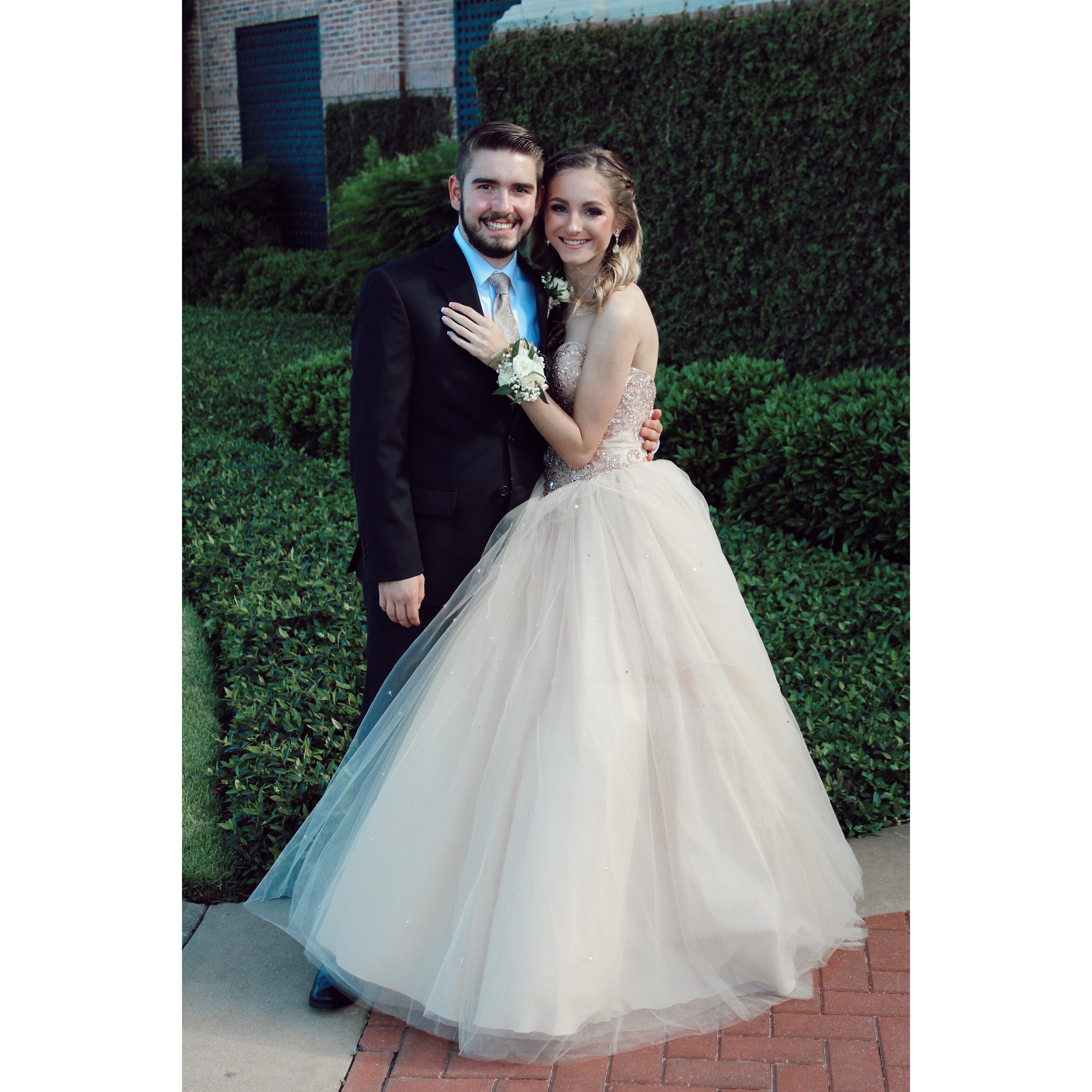 2nd prom and 1 year!
May 4th 2019.
