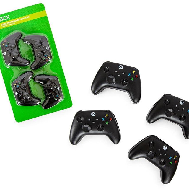 Xbox Controller Heavy Duty Chip Clips, Set of 4 | Plastic Bag Clamps For Snacks and Food Storage With Air Tight Seal Grip | Useful Home & Kitchen Decorations, Cute Video Game Gifts and Collectibles