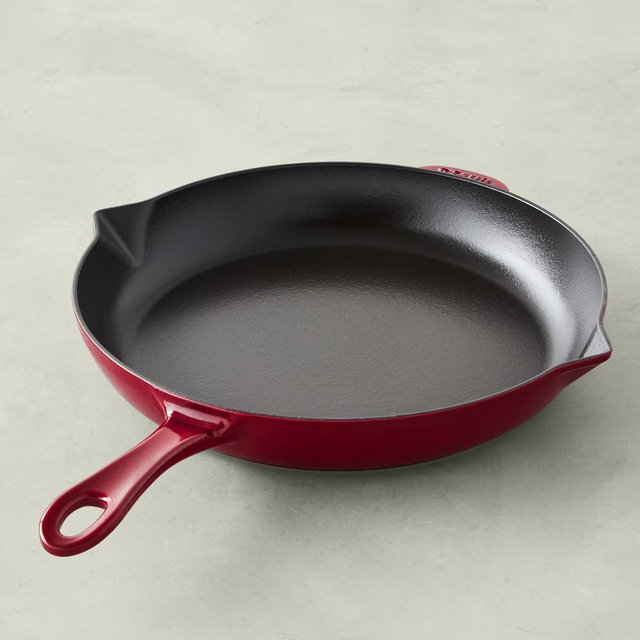 Staub Cast-Iron Fry Pan
