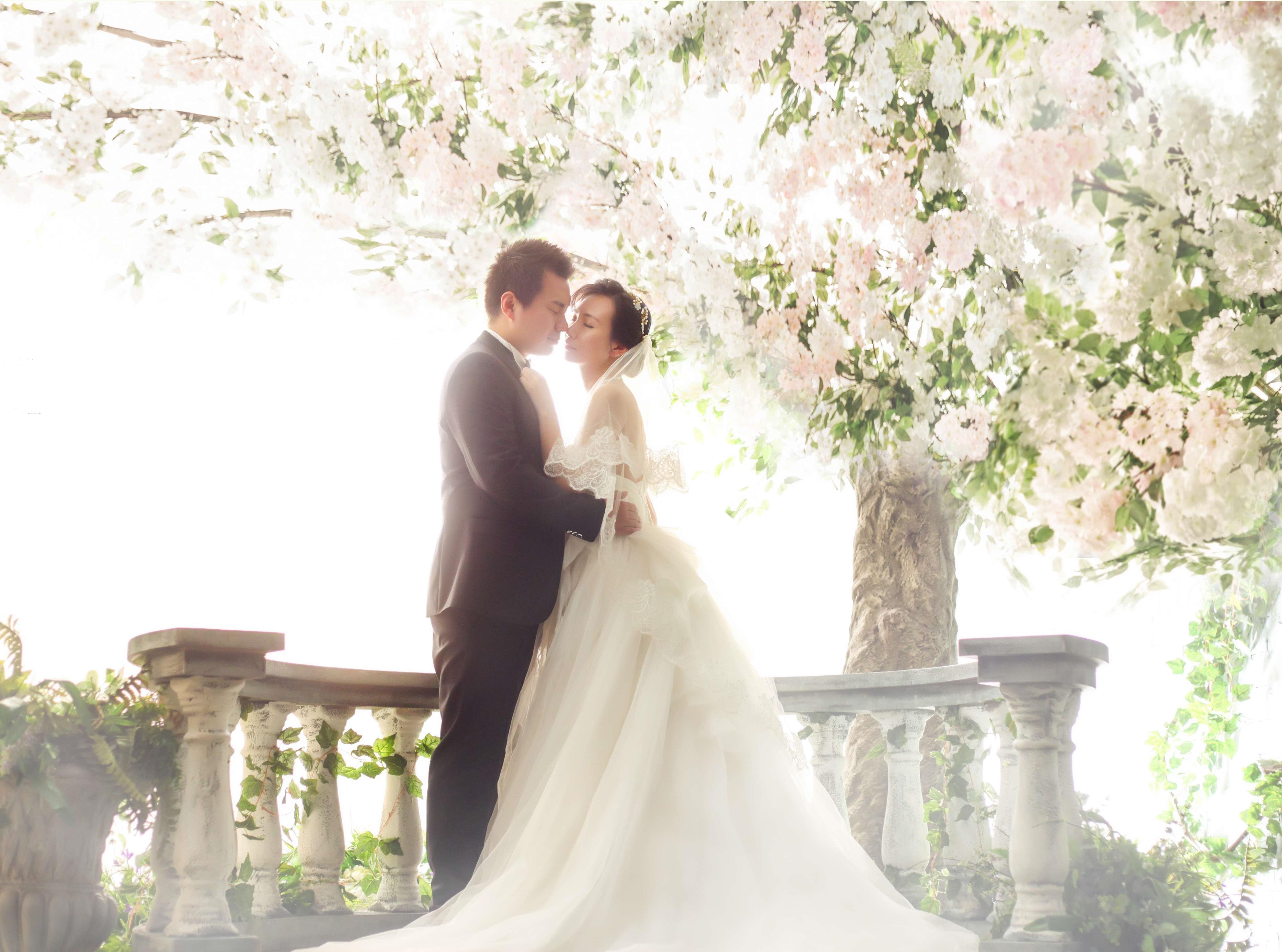 The Wedding Website of Bingjie Xue and Eric Shao