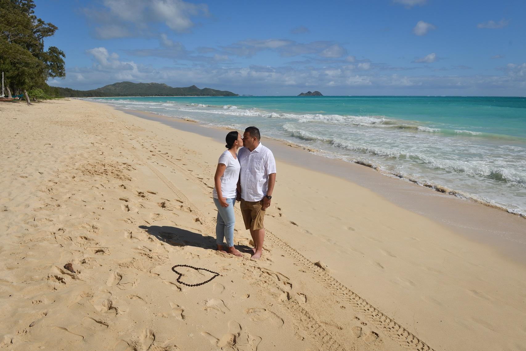 Engagement Photos (Waimanalo, HI) 4.7.17