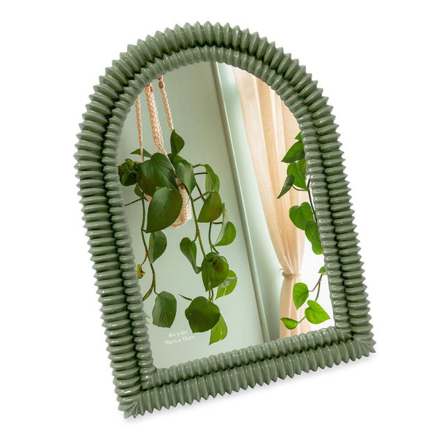 Isaac Jacobs 4x6 Glossy Rosemary Green Double Bead Arch Photo Frame with Black Fabric Easel, Tabletop, Wall-Mountable, Shelf and Desk, Decorative Art Design, Home Décor (4x6, Glossy Rosemary Green)