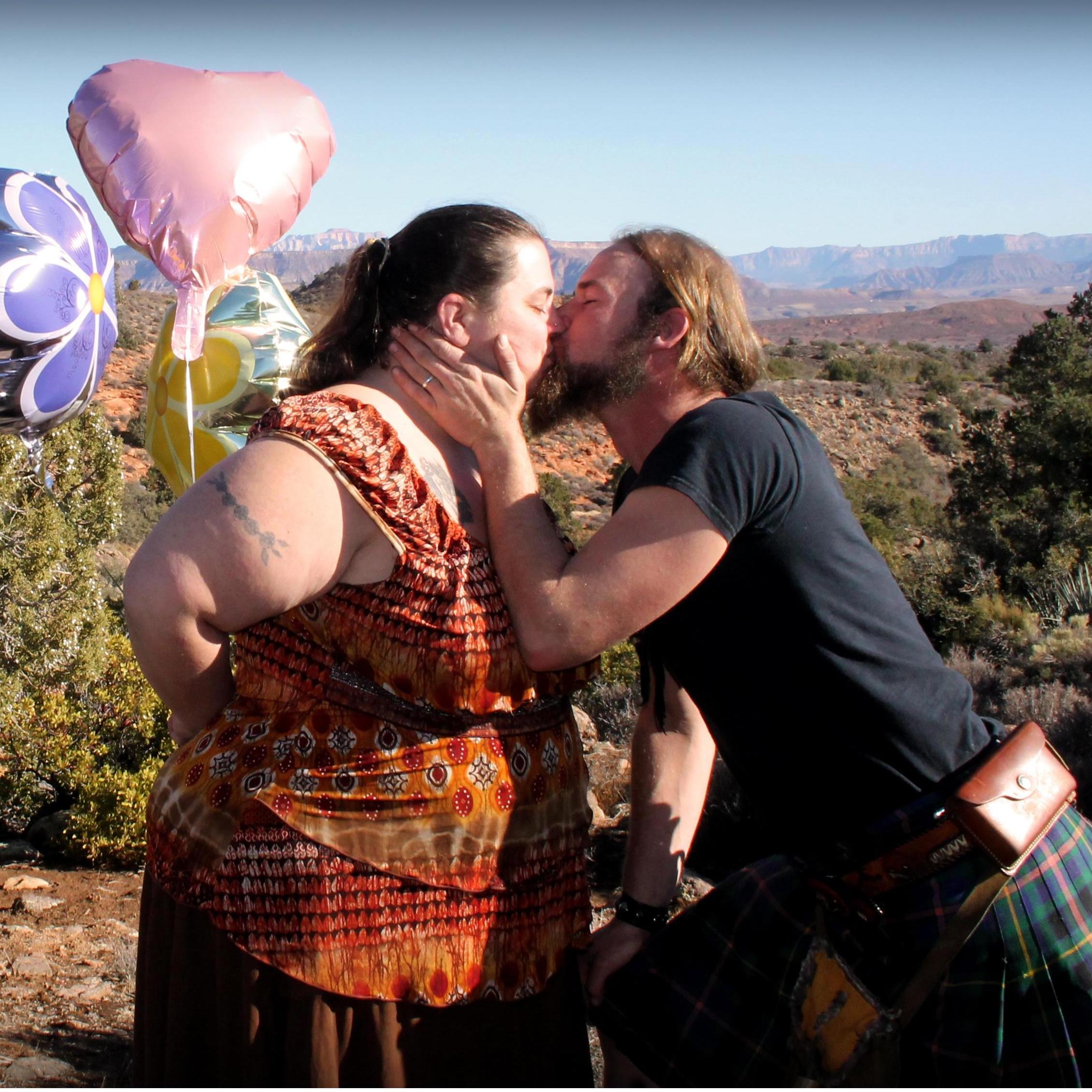 Oak Grove, 2018 - Engagement photos
Photo credit: Kendra Saunders